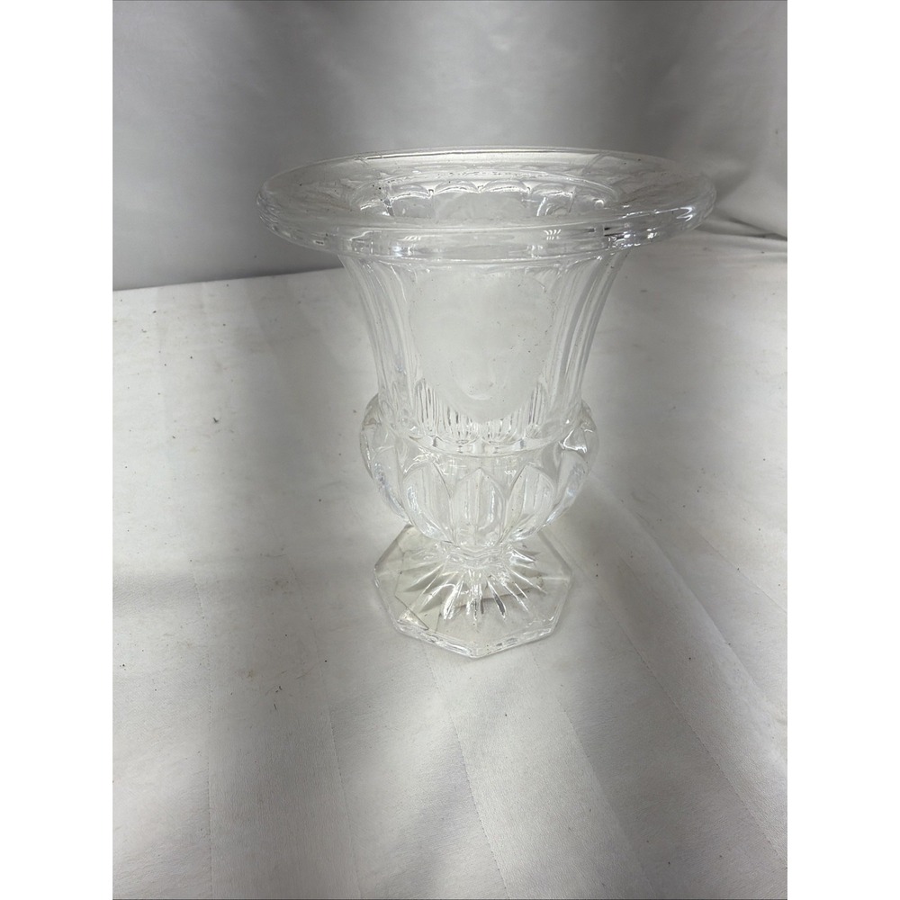 VINTAGE RETRO BOMBAY CRYSTAL VASE ETCHED LIONS HEAD *ORIG LABEL ATTACHED 19